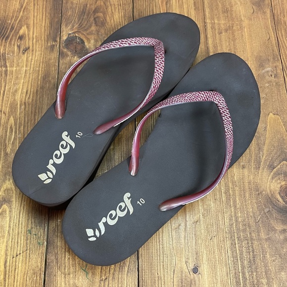COPY - Reef wedge flip flops Womens size 10 brown/red - Picture 2 of 10